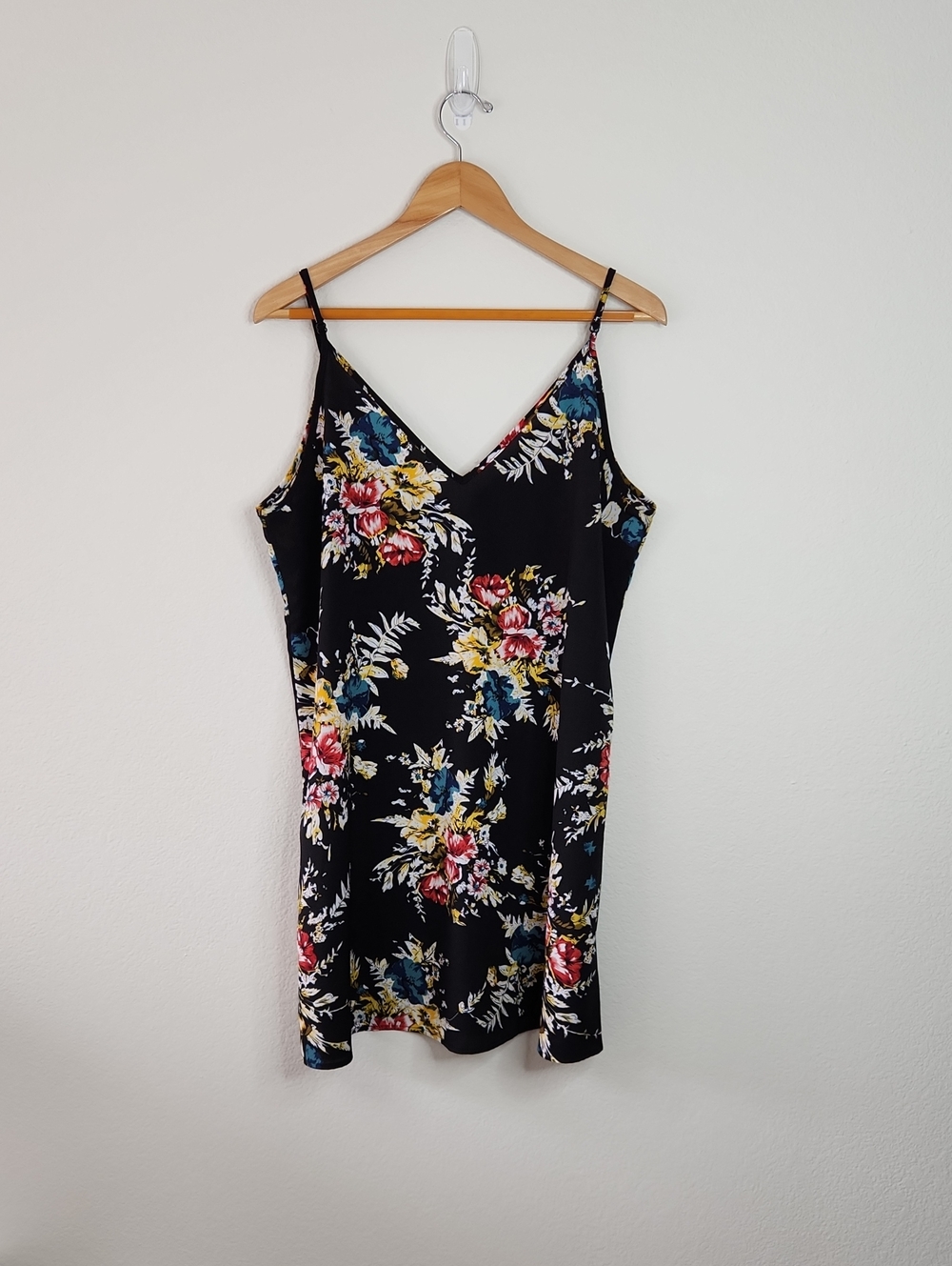 Shein Black Floral Double V-neck Mini Slip Dress size XL (US 12) Red Blue Yellow